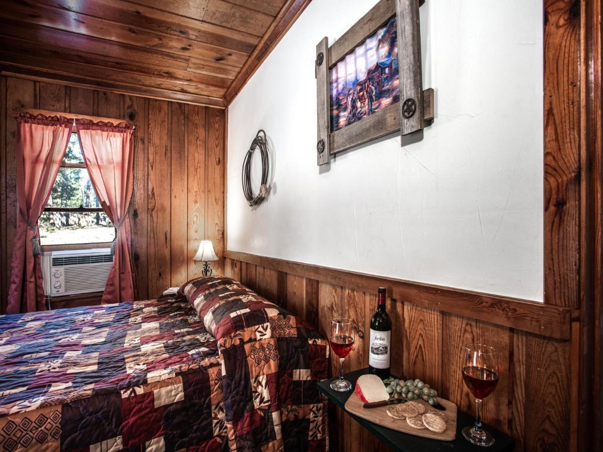 Apache Village Cabinette 15, Queen Bed, Midtown, Sleeps 2 鲁伊多索 外观 照片
