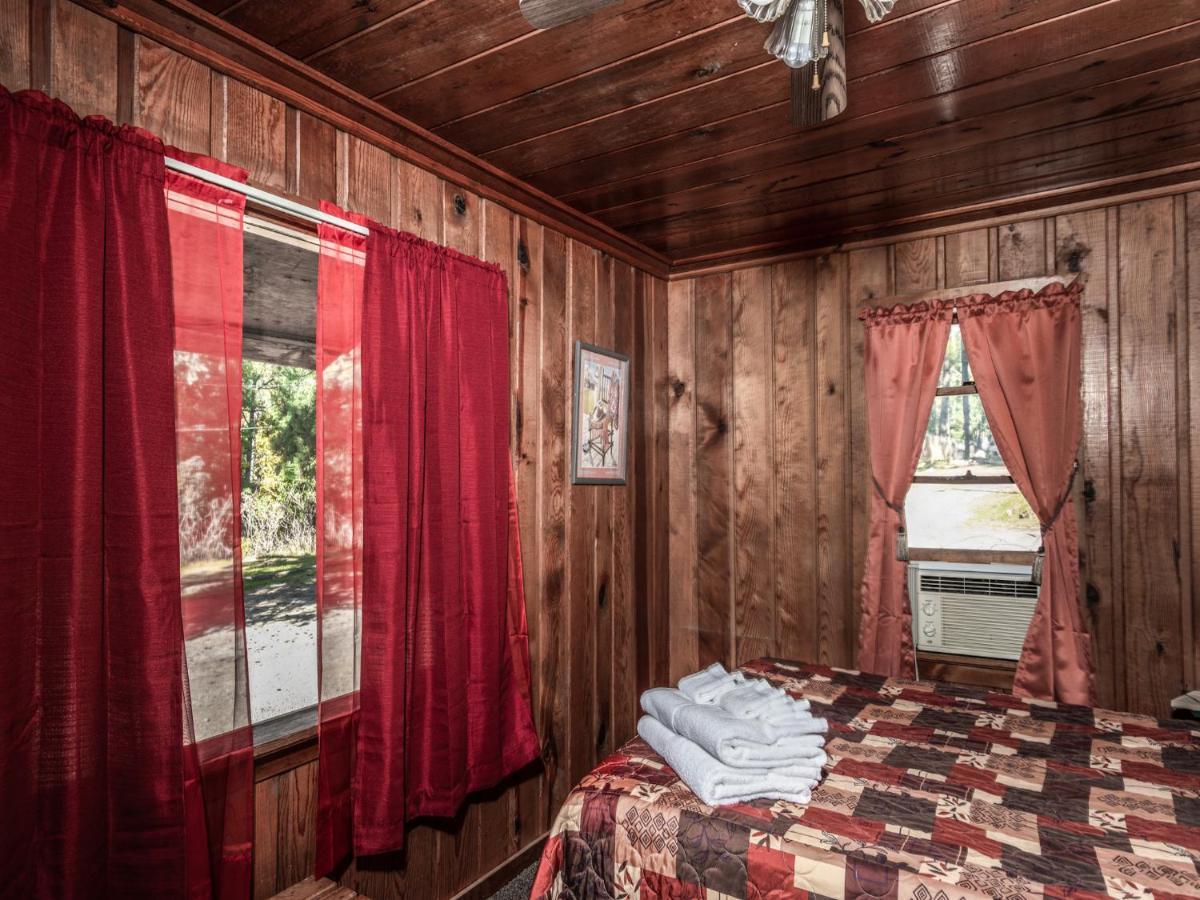 Apache Village Cabinette 15, Queen Bed, Midtown, Sleeps 2 鲁伊多索 外观 照片